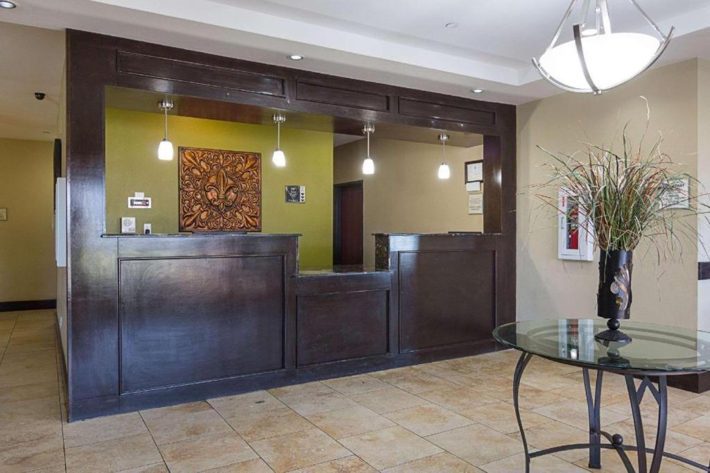 Rodeway Inn & Suites Winnfield Exterior photo